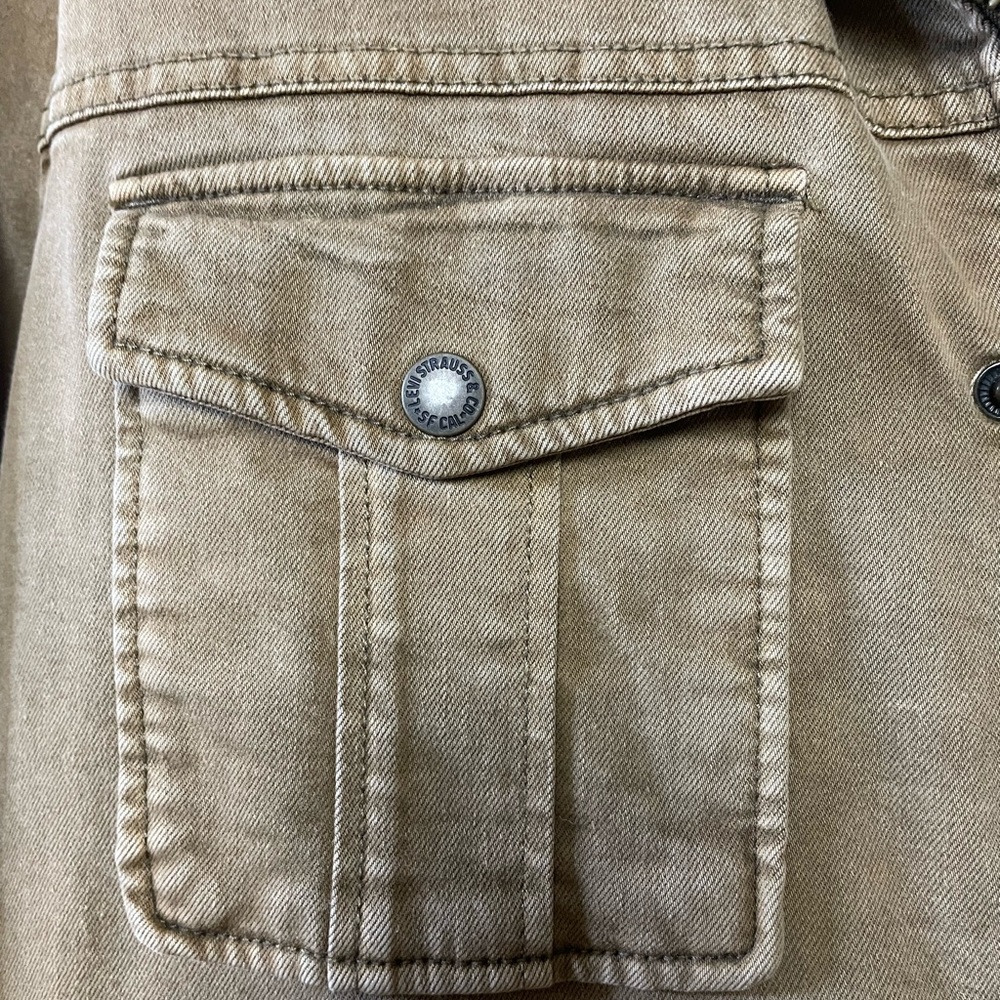 Levi’s lined jacket - Picture 2 of 2